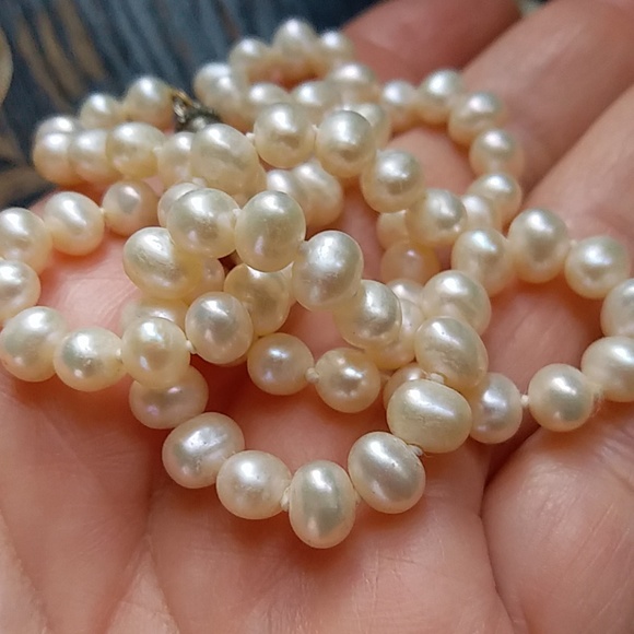 Genuine Pearl's necklace - Picture 2 of 8